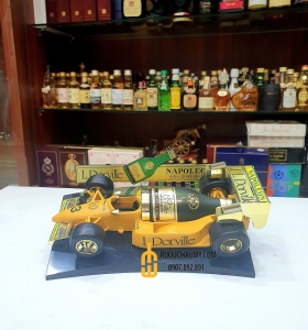 Mô hình rượu mini Xe đua L.Dorville 30ml - Màu vàng