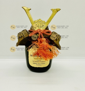 Suntory 50ml Old Whisky + samurai hat mini